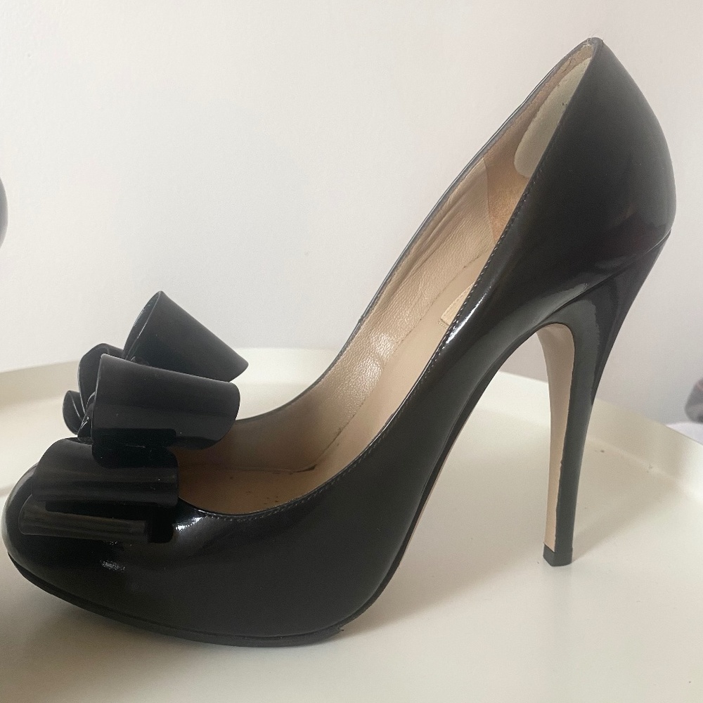👠VALENTINO GARVANI Black Bow Pump Heels👠